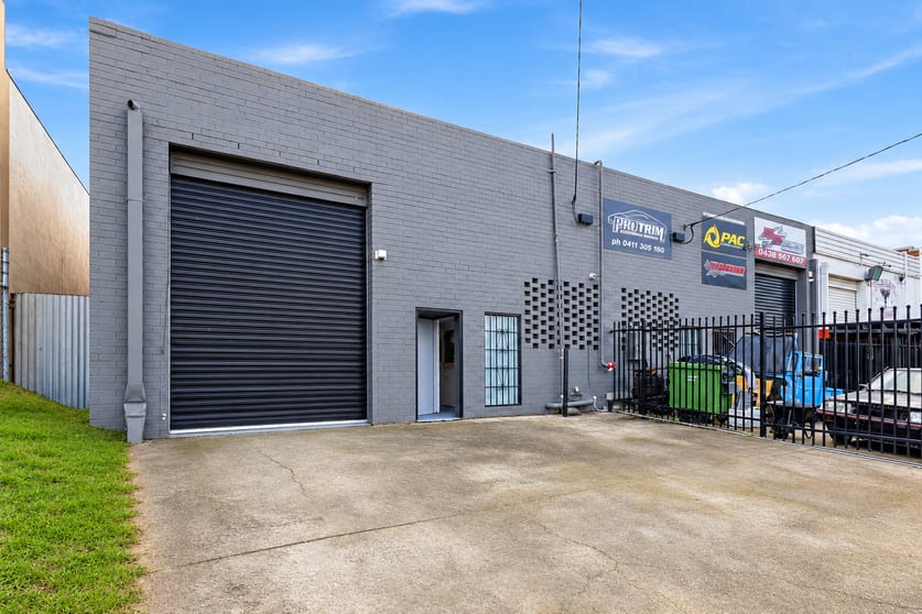Click to view all images 1/2-4 Acheson Place Coburg North VIC 3058 - Image 1