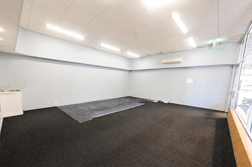 Click to view all images 3 & 5/6 Merimbula Drive Merimbula NSW 2548 - Image 2