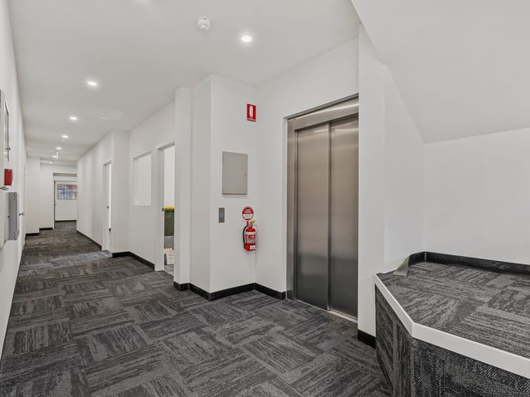 Click to view all images Ground/4 Watchorn Street Hobart TAS 7000 - Image 3