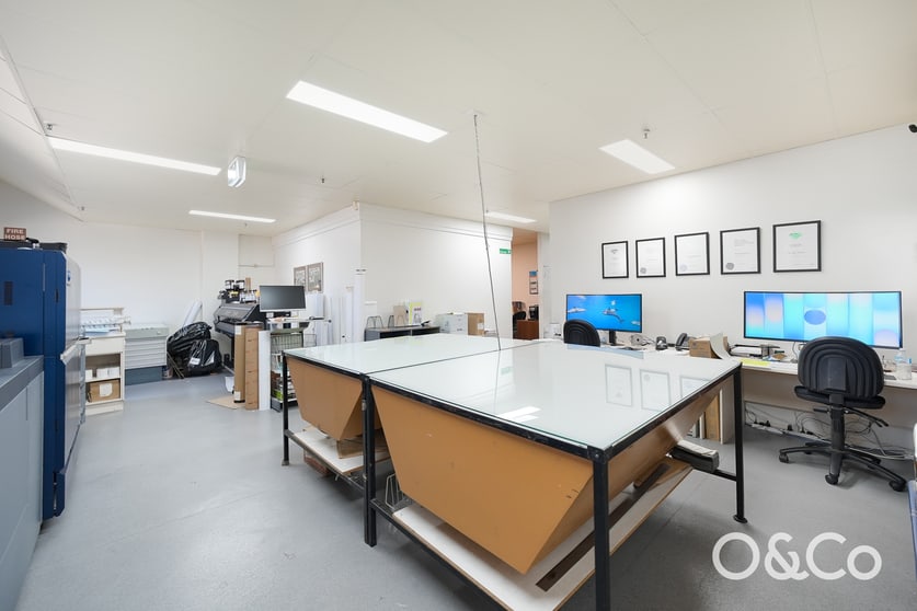 Click to view all images 12 Campbell Street Yarraville VIC 3013 - Image 4
