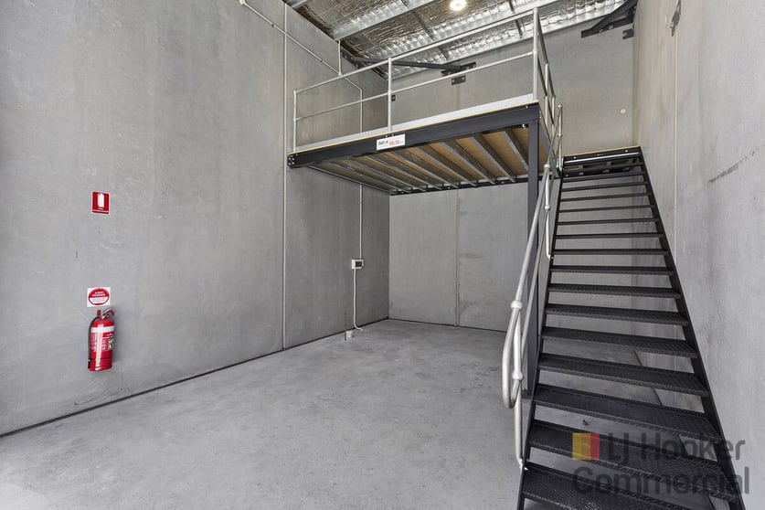 Click to view all images 8/17 Newbridge Road Berkeley Vale NSW 2261 - Image 2