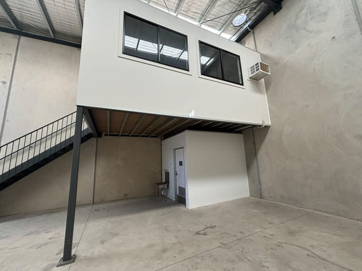 11/11 Industrial Avenue Thomastown VIC 3074 - Image 2