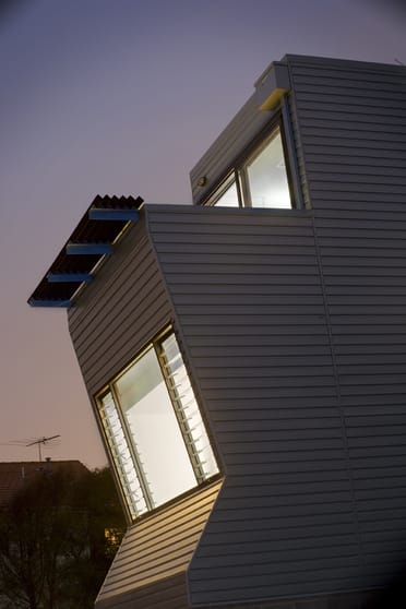 Click to view all images Level 1 & 2/16 Ormond Road Elwood VIC 3184 - Image 5