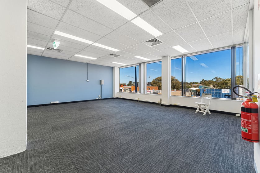 Click to view all images 252 Dorset Road Boronia VIC 3155 - Image 3