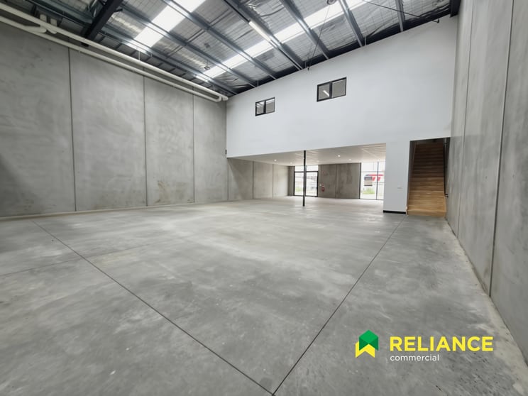 Click to view all images 17/12 Raymond Road Laverton North VIC 3026 - Image 2