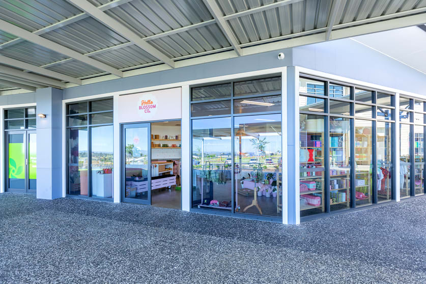 Click to view all images 6 Madiera Drive Tamworth NSW 2340 - Image 3
