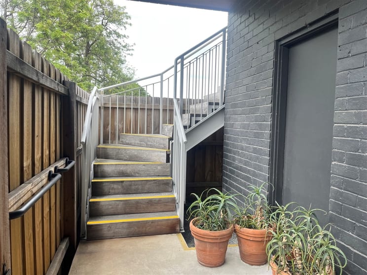 Click to view all images 3/1214 Toorak Rd Camberwell VIC 3124 - Image 2