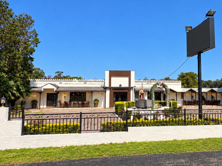 Click to view all images Middle Dural NSW 2158 - Image 1