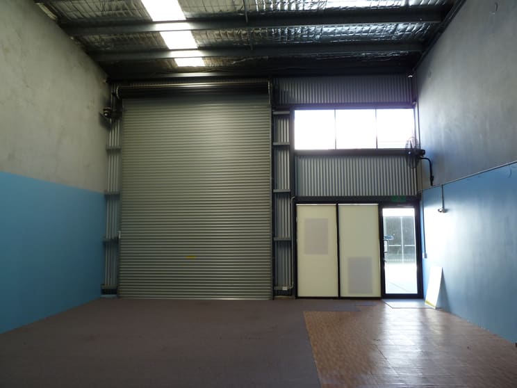 Click to view all images Unit 12/26 Nestor Drive Meadowbrook QLD 4131 - Image 2