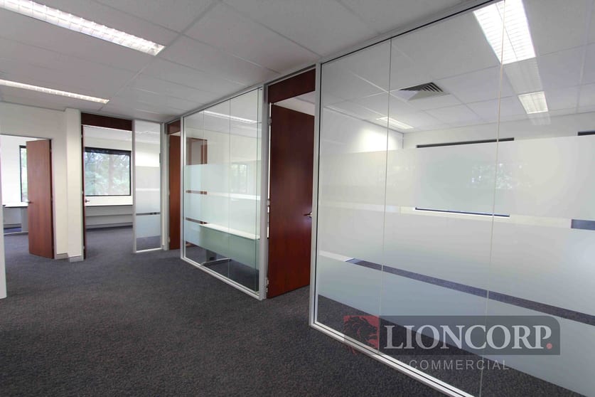 Click to view all images 2C/2404 Logan Road Eight Mile Plains QLD 4113 - Image 1