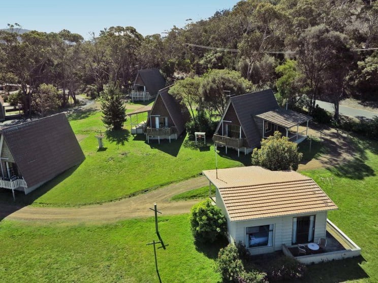 Click to view all images 30 Foster Street Bicheno TAS 7215 - Image 3