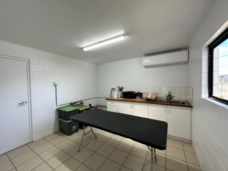 Click to view all images 9-15 Bessemer Street Stuart QLD 4811 - Image 3