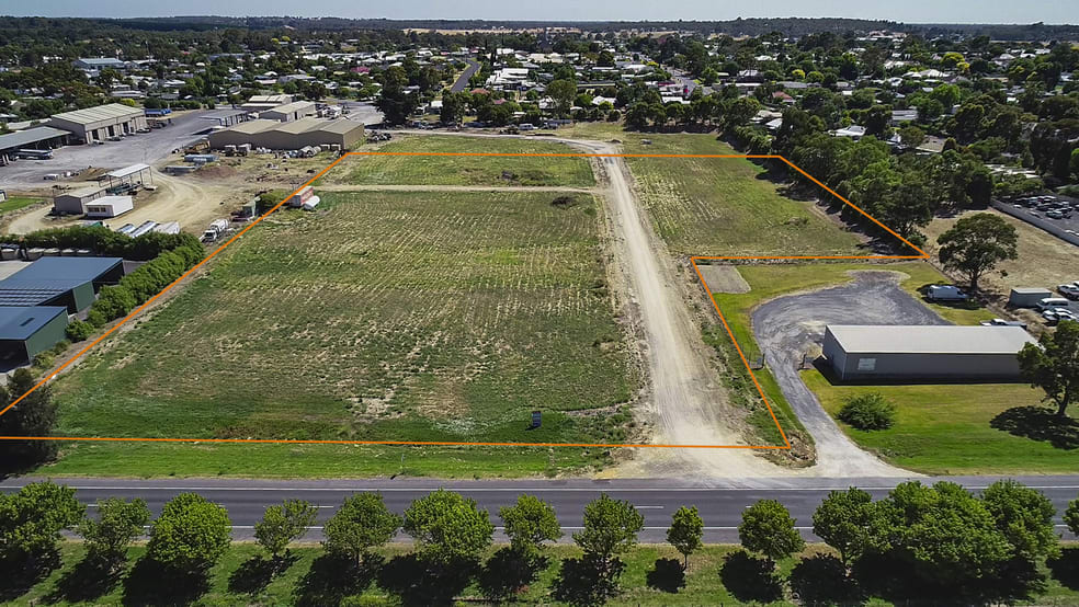 Click to view all images Lot 100 Deviation Rd Naracoorte SA 5271 - Image 1
