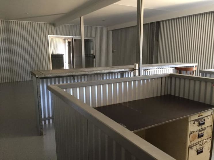 Click to view all images 31 Collins Street Bundaberg East QLD 4670 - Image 2