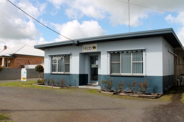Click to view all images 38 Clark Street Colac VIC 3250 - Image 2