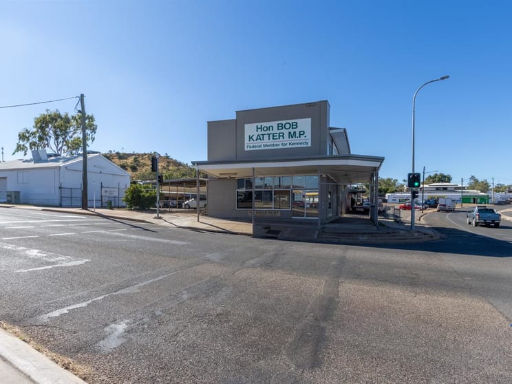 Click to view all images 42-44 Simpson Street Mount Isa QLD 4825 - Image 2
