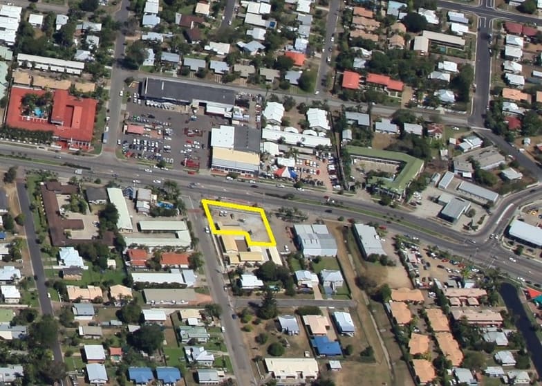 Click to view all images 32-34 Bowen Road Hermit Park QLD 4812 - Image 1