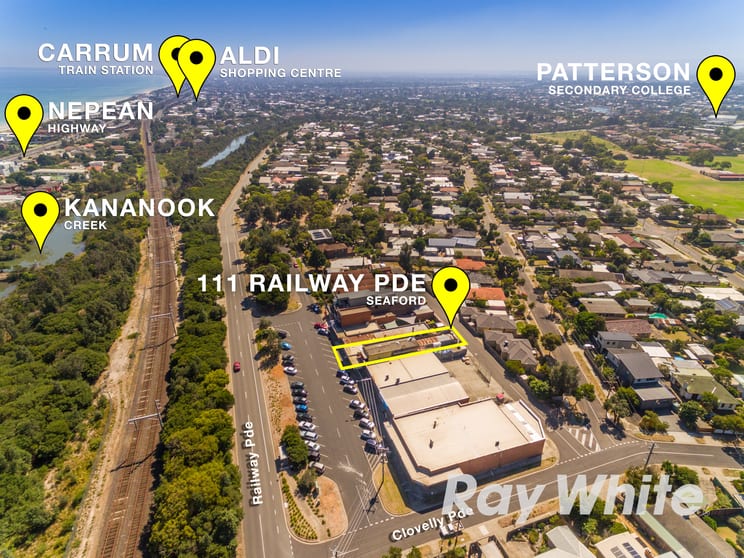 Click to view all images 111 Railway Parade Seaford VIC 3198 - Image 3