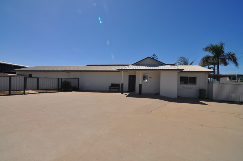 Click to view all images 17 Hugh Ryan Drive Garbutt QLD 4814 - Image 2