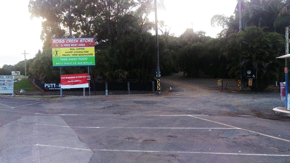 Click to view all images 1460 Tin Can Bay Rd Goomboorian QLD 4570 - Image 2