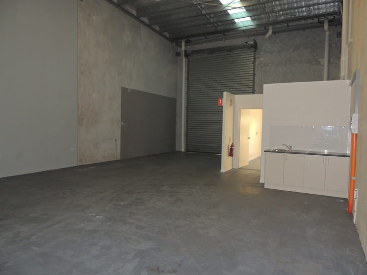 Click to view all images 21/55 Commerce Circuit Yatala QLD 4207 - Image 3