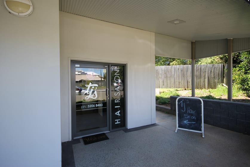 Click to view all images 1A/100-102 Donald Road Redland Bay QLD 4165 - Image 2