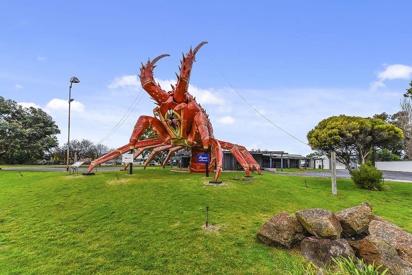 Click to view all images 6 Princes Highway Kingston Se SA 5275 - Image 2