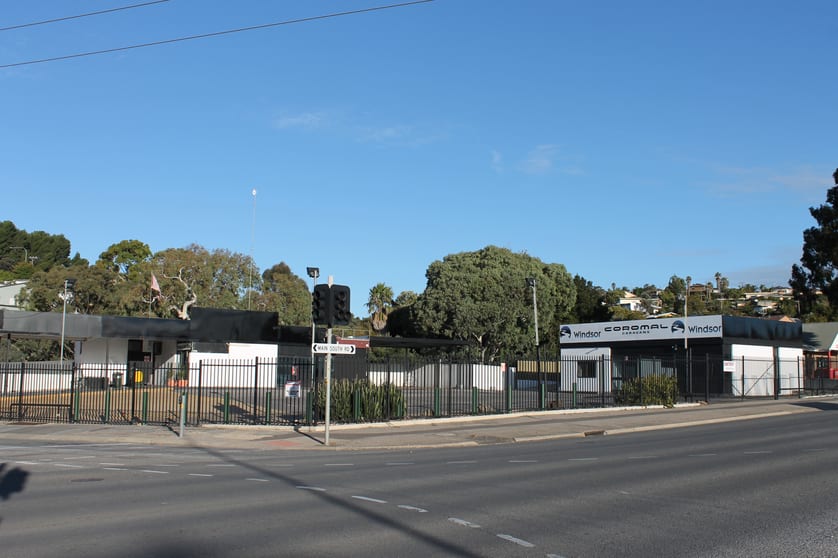 Click to view all images Front 1505 Main South Road Darlington SA 5047 - Image 2