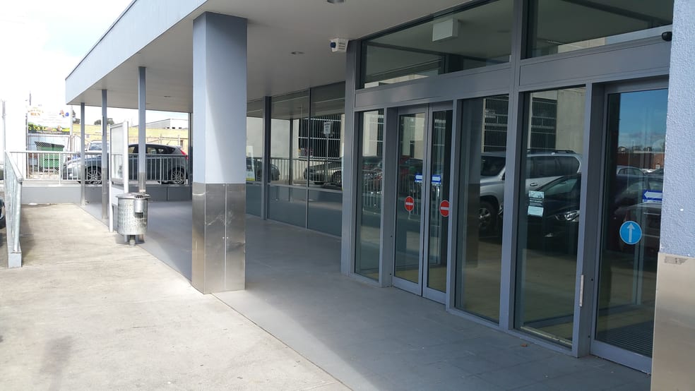 Click to view all images 33-37 Post Office Place Traralgon VIC 3844 - Image 2