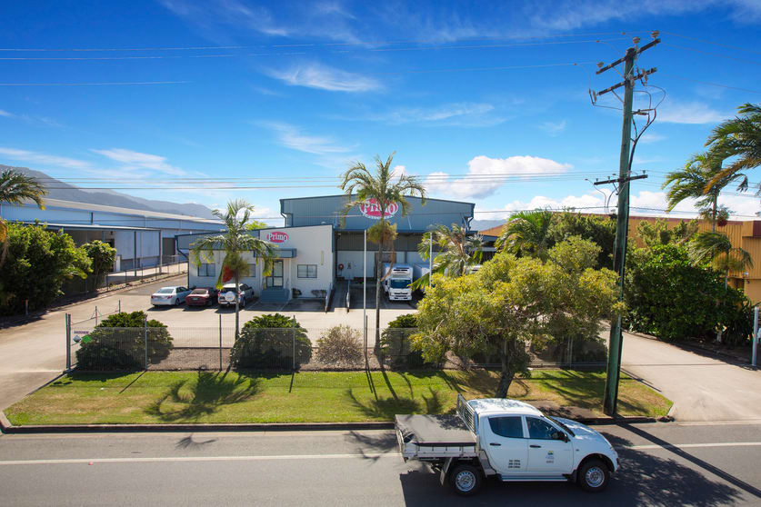 302 Spence Street Bungalow QLD 4870 - Image 1