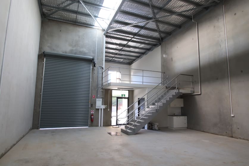 18/10-12 Sylvester Avenue Unanderra NSW 2526 - Image 2