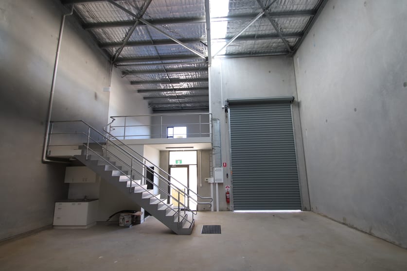 Click to view all images 10/10-12 Sylvester Avenue Unanderra NSW 2526 - Image 2
