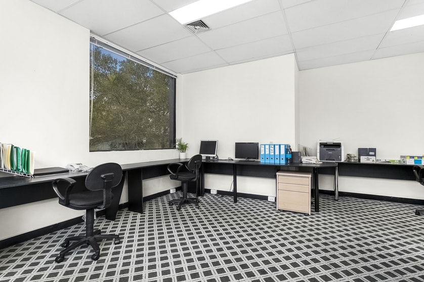 Click to view all images 221/89 High Street Kew VIC 3101 - Image 3