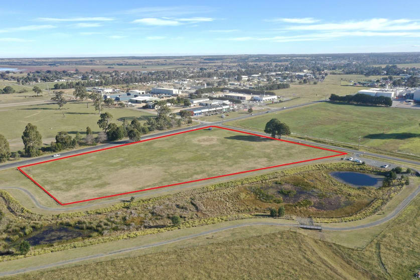 Click to view all images 26 Phillips Lane Lucknow VIC 3875 - Image 1