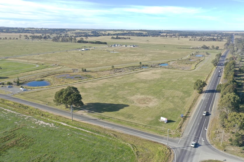 Click to view all images 26 Phillips Lane Lucknow VIC 3875 - Image 2