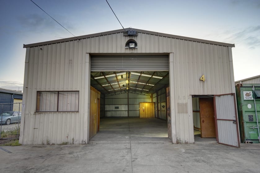 Click to view all images 4 Seabright Street North Shore VIC 3214 - Image 2
