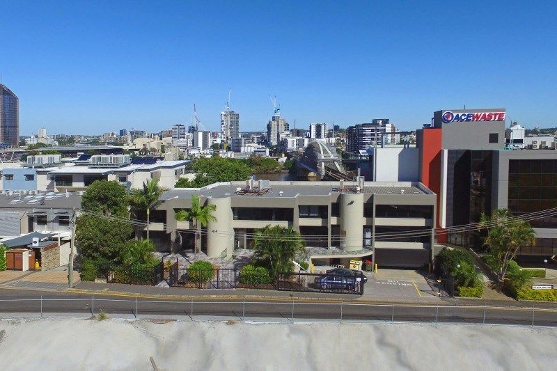 Click to view all images 3/414 Upper Roma Street Brisbane City QLD 4000 - Image 3