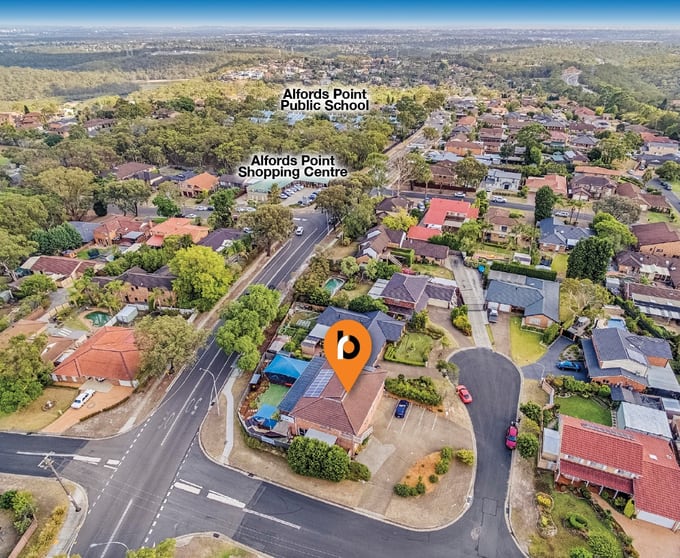 2 Hickory Close Alfords Point NSW 2234 - Image 2