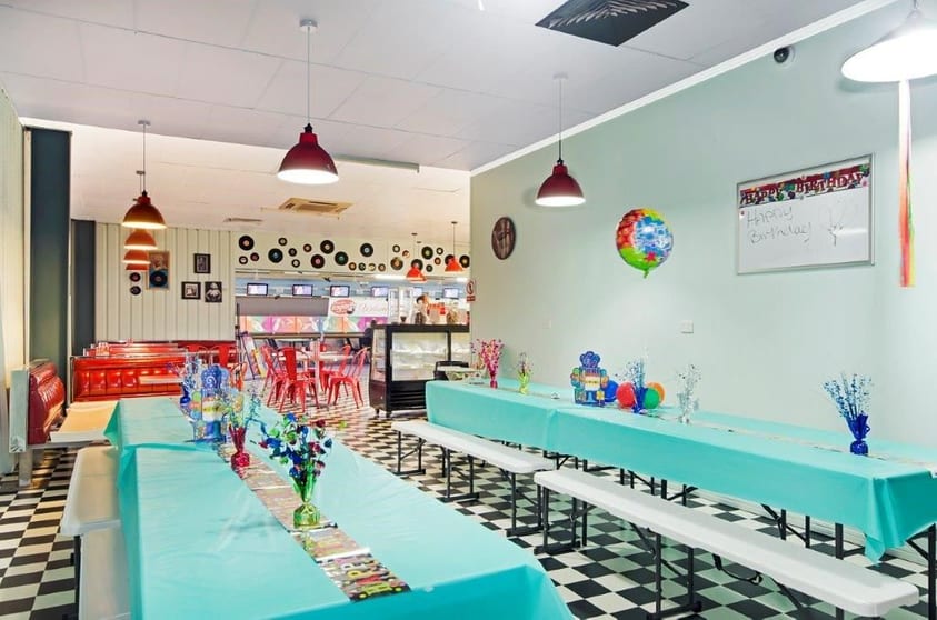 Click to view all images 101 Bamford Lane Townsville City QLD 4810 - Image 1