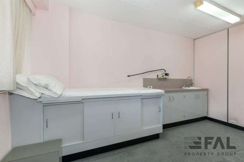 Click to view all images Level 5 Suite 56/201 Wickham Terrace Spring Hill QLD 4000 - Image 2