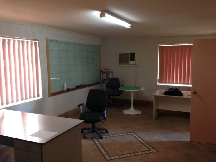 Click to view all images Unit 4, 23 Church Road Maddington WA 6109 - Image 2