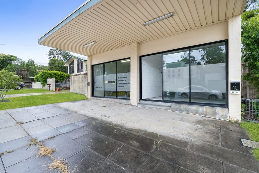 2/25 Valance Street Oxley QLD 4075 - Image 1