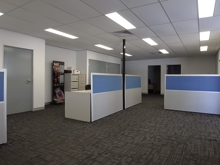 Click to view all images 15 Glen Munro Road Muswellbrook NSW 2333 - Image 3