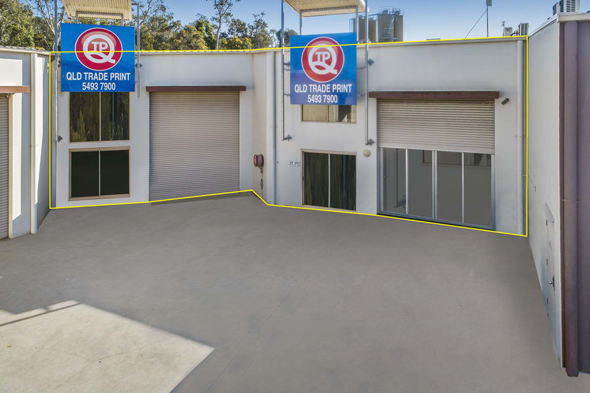 Click to view all images 10 & 11/7-9 Premier Circuit Warana QLD 4575 - Image 1
