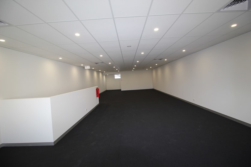 Click to view all images 1A/26-28 Carbine Way Mornington VIC 3931 - Image 3
