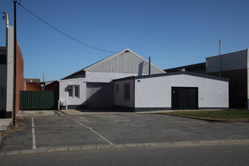 Click to view all images 10 Goongarrie Street Bayswater WA 6053 - Image 3