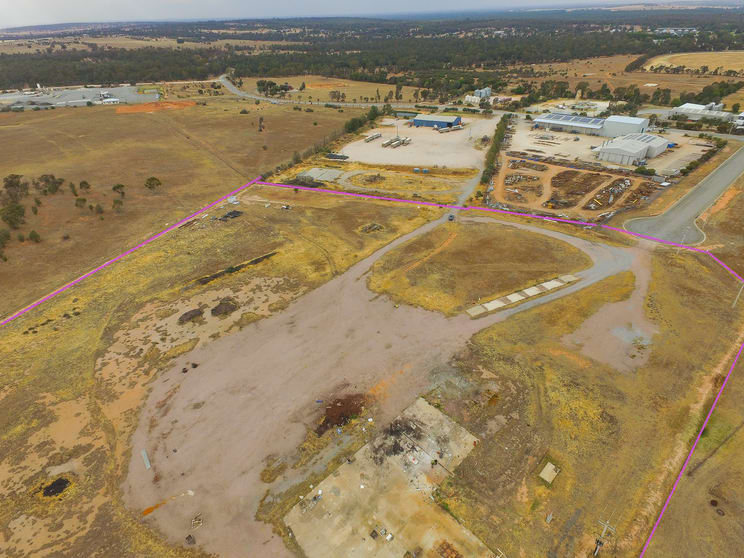 Click to view all images 22 Paterson Place Narrandera NSW 2700 - Image 3