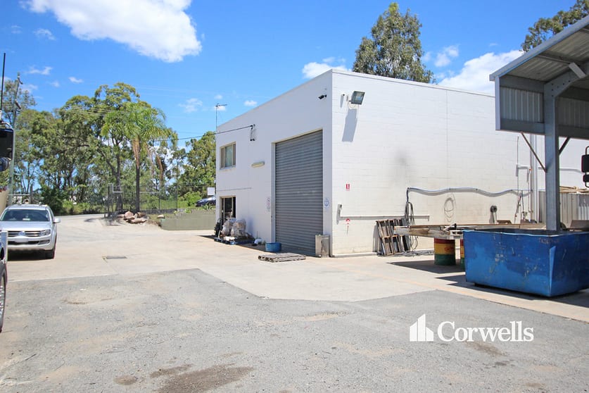 Click to view all images 65 Harper Street Molendinar QLD 4214 - Image 2