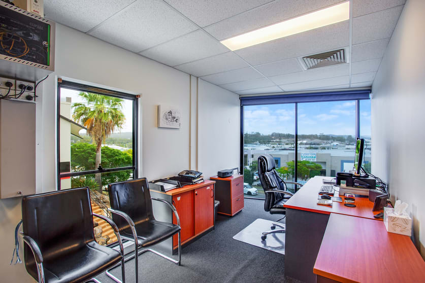 1/24-30 Dover Drive Burleigh Heads QLD 4220 - Image 3