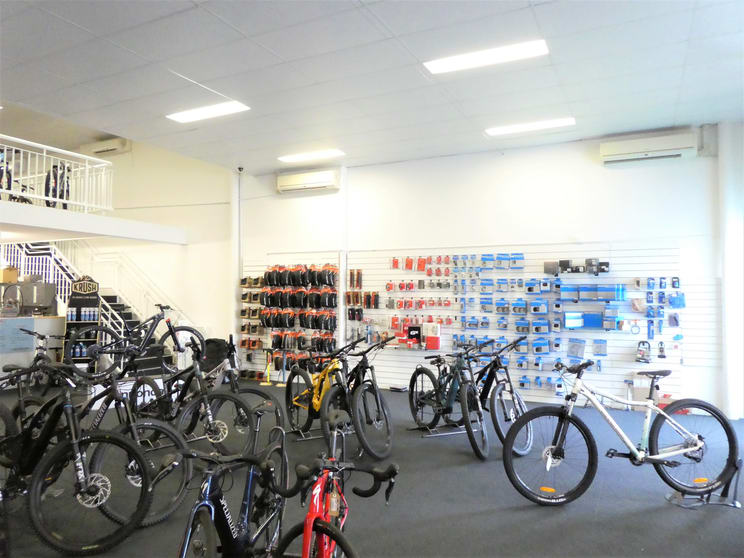 Click to view all images 1/2-12 Commercial Drive Shailer Park QLD 4128 - Image 3